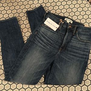 NWT rivet abs thread 11” high rise skinny jeans